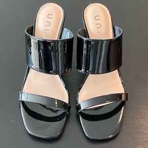 Beautiful Dressy Sandals by Unisa. Size 7.5. Brand New